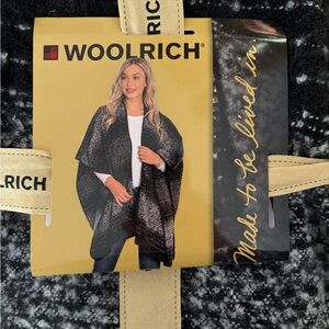 Woolrich Black and Gray Patterned Shawl